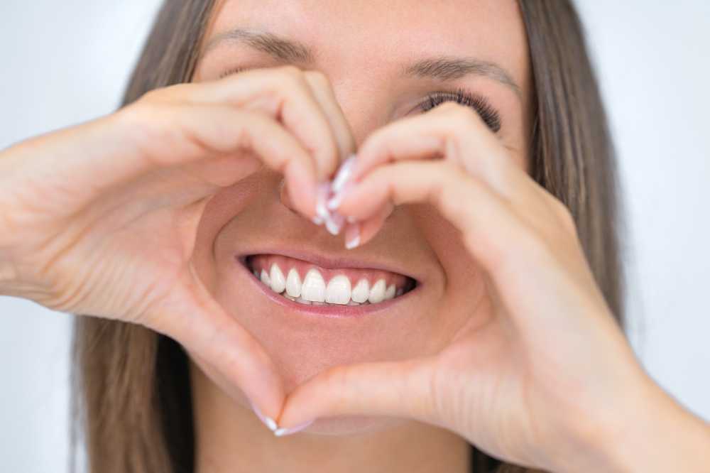 Can You Eat After Teeth Whitening Strips